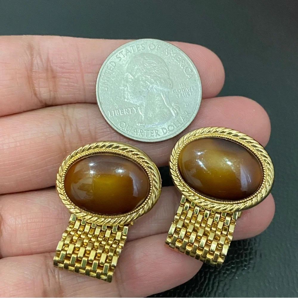 Vintage AVON Yellow/Brown Cabochon Gold-tone Mesh Cuff Links